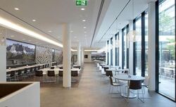 Hola Centre (D14), Retail #469266121